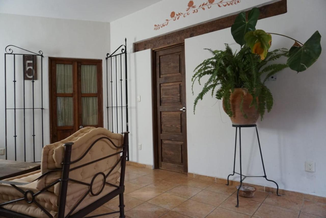 Alojamiento Jalatlaco - Car Rental! Estacionamiento En La Calle Sujeto A Disponibilidad Oaxaca Esterno foto